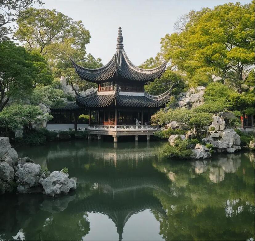 密山骤变餐饮有限公司